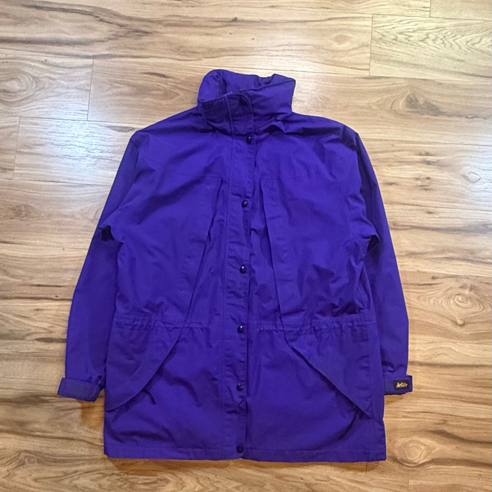 Vtg REI Women’s 18 Gore-Tex Purple Jacket (Repaired)